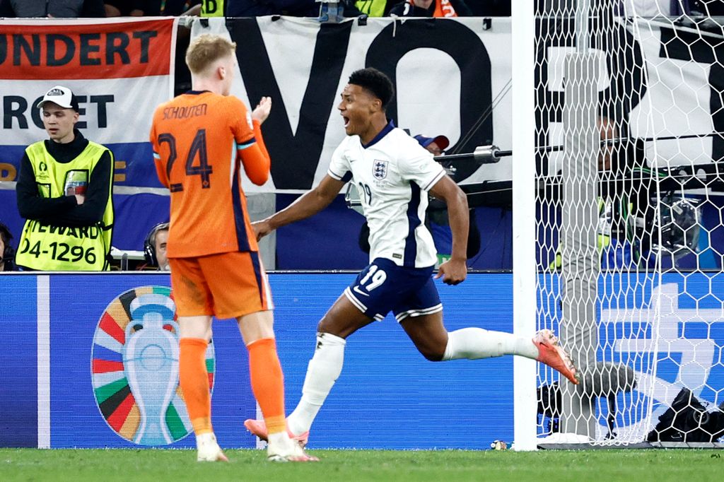pays bas foot